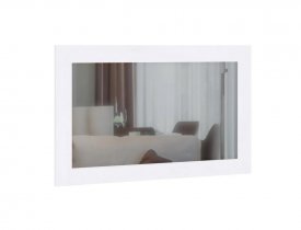 Белый гладкий